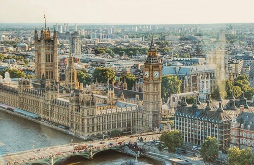 Knightsbridge and Belgravia Apartment | Flat in London