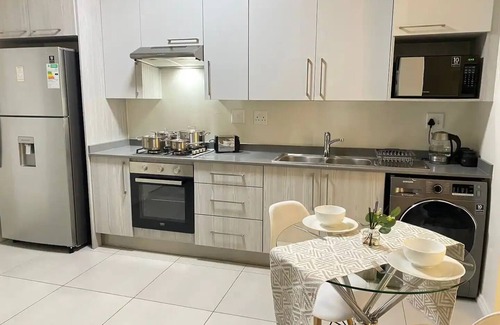 Greater Johannesburg Metropolitan Area Apartment | Flat in Midrandnn