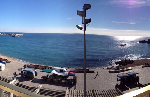 Blanes Condo | Flat in seafront, in the middle of the bay, best possible location 2