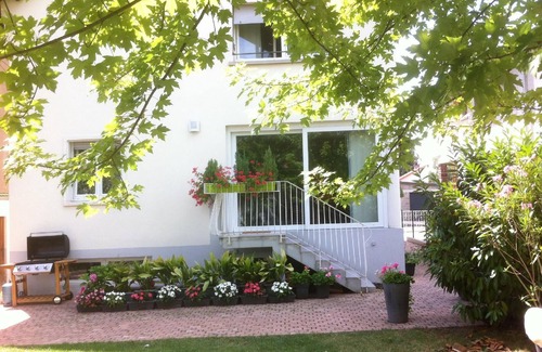 Lingolsheim House | Flat Le Jardin with private parking
