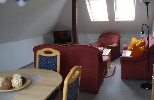 Cranzahl Apartment | Flat with a view of the water