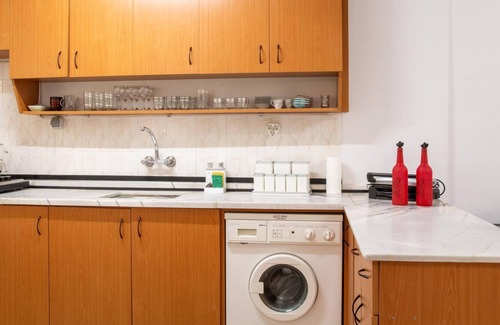 Konak Apartment | Flat with Large Balcony in Izmir