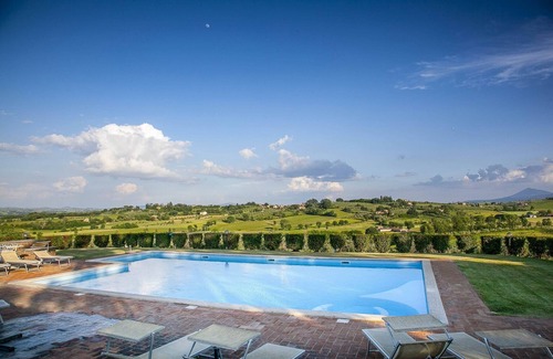 Montepulciano Apartment | Flat with private terrace,A/C,in a wine estate with pool,Spa,children friendly