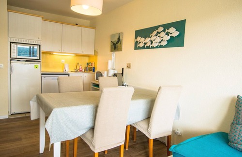 Crozon Apartment | Flat with sea view, large terrace, heated swimming pool