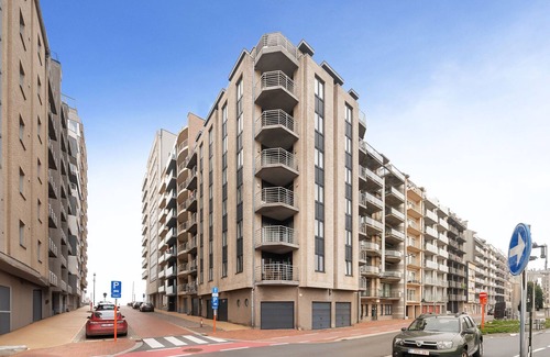 Blankenberge Apartment | Flat with Terrace & Play Area
