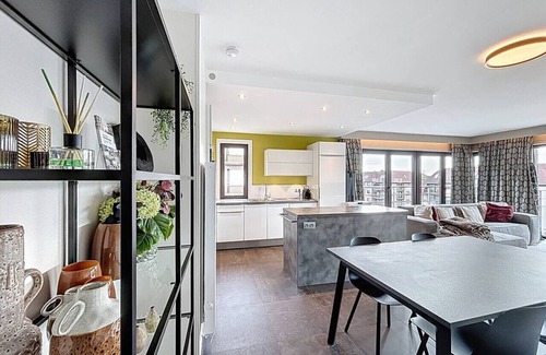 Oostduinkerke-Bad Apartment | Flat Zandloper - Side sea view in Oostduinkerke