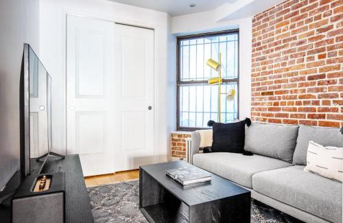 Midtown South Apartment | Flatiron 2BR w WD Elevator nr Eataly NYC-563