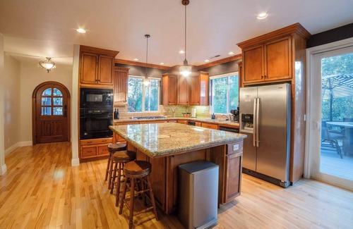 Twain Harte House | Flatlanders Paradise | Family-Friendly Forest View