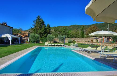 Santa Maria del Giudice House | Flavia by PosarelliVillas