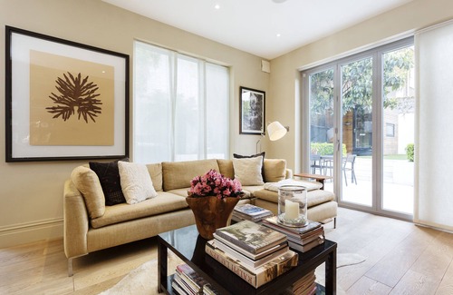 Holland Park House | Flawless Hideout, by Veeve