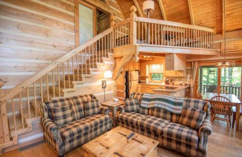 Fleetwood House | Fleetwood Falls Cabin near Boone- Community River & Lake Access, Dogs OK