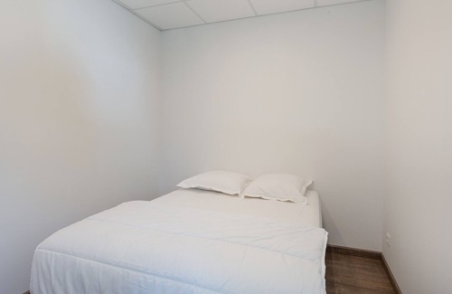 Jumieges Apartment | Fleur de Lys - Two Bedroom Apartment, Sleeps 6