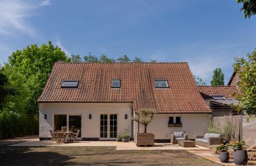 Sint-Martens-Latem House | Fleur de Marguerite