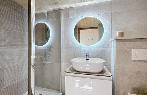 Anse House | Fleurie - Anse Centre - Chambre et Salle de bain WC privée - Cuisine partagée