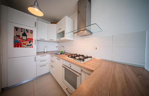 Zagreb Apartment | Flex SelfCheckIns 173 - Zagreb - Bedroom - Parking - Loggia