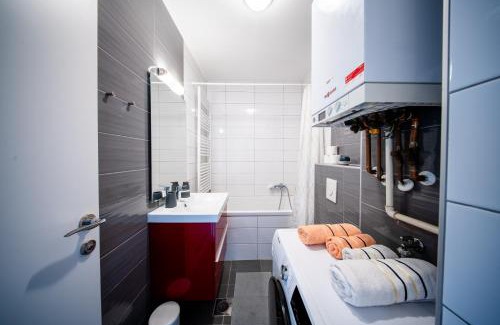 Zagreb Apartment | Flex SelfCheckIns 173 - Zagreb - Bedroom - Parking - Loggia