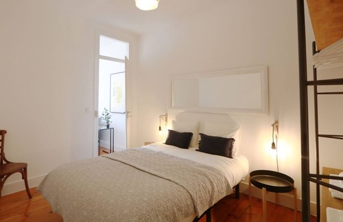 Alto do Pina Apartment | FLH Alameda Charming Flat I