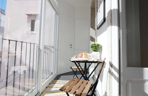 Alto do Pina Apartment | FLH Alameda Charming Flat I