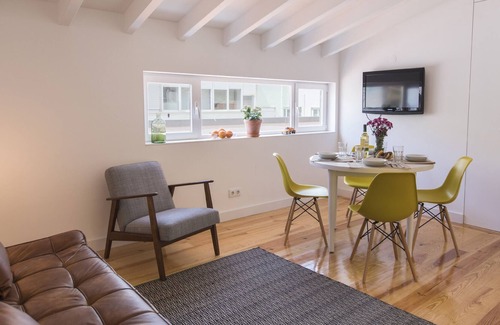 Alto do Pina Apartment | FLH Alameda Charming Flat II