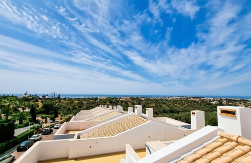 Cerro de Aguia House | FLH Albufeira Ocean View House with Garden & Pool