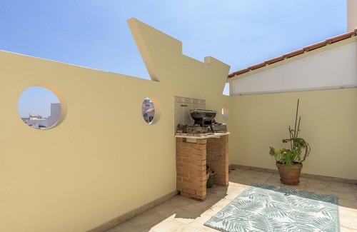 Lagoa e Carvoeiro Apartment | FLH Lagoa Sunny Flat with Balcony