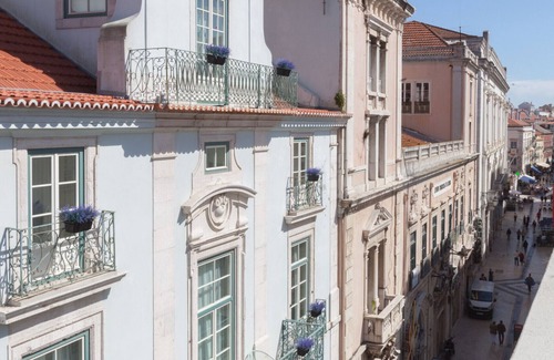 Sao Jose Apartment | FLH Restauradores Deluxe Apartment with Terrace