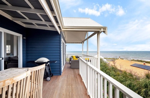 Augusta House | Flinders View Beach House (4Bed 2Bath) - Flinders View Beach House - Executive Holiday Home
