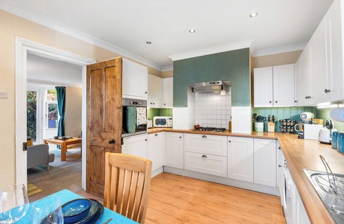 Littlehampton Cottage | Flint Cottage – 3 mins to beach