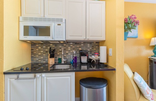 Myrtle Beach Condo | "Flip Flop Beachfront"~ Enjoy the Million Dollar View! Oceanfront Heaven