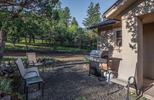 Alto House | Flo #1 | Wooded Views + Great Location Near Outdoor Activities