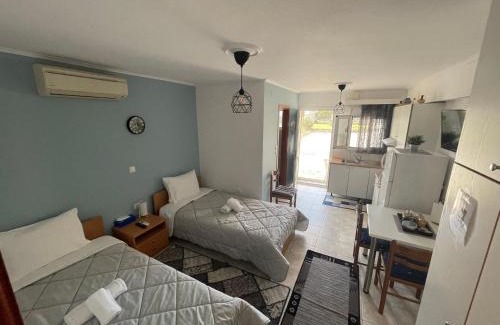 Mesolongi Apartment | Flo's Apartments