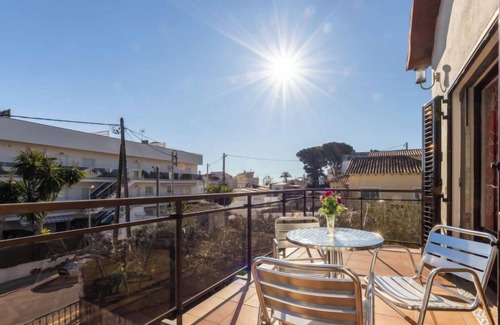 Torredembarra House | Flor de Lis by Interhome