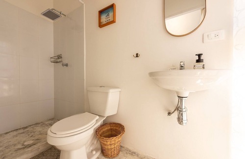 Bocachica Cabin | Flor de Loto Room /Pool/Wifi/Near Ocean