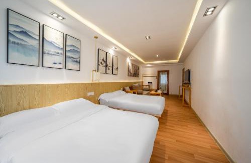 Diecai House | Floral Hotel Guilin Daifeng Lake House