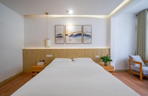 Diecai House | Floral Hotel Guilin Daifeng Lake House