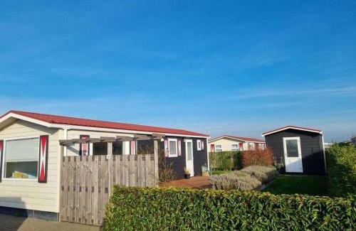 Serooskerke Ski Chalet | Florence 4 Comfortable holiday residence