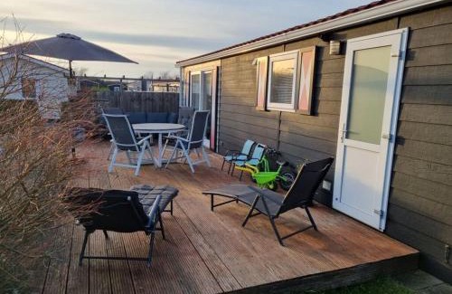 Serooskerke Ski Chalet | Florence 4 Comfortable holiday residence