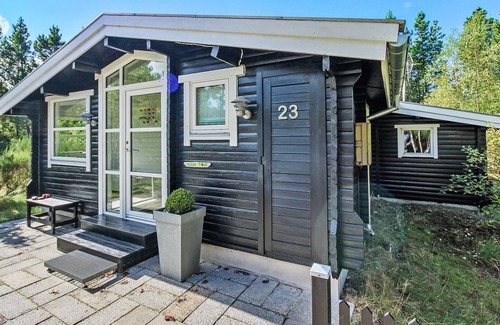 Henne House | "Florense" - 2.5km from the sea by Interhome