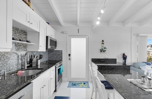 Key Colony Beach House | Florida Keys Retreat/Completly Remodeled