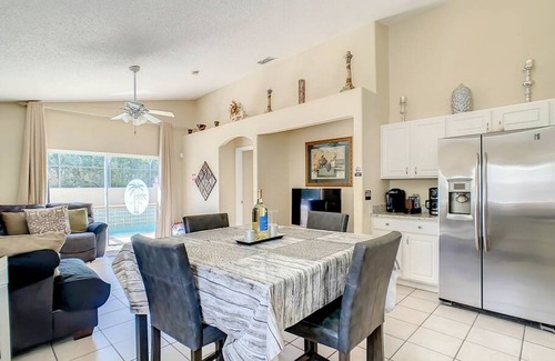 Weston Hills House | Flounder Vacation Home