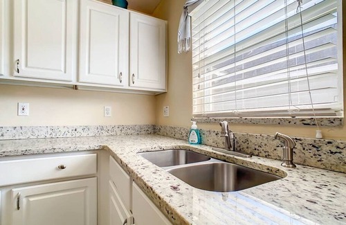 Weston Hills House | Flounder Vacation Home