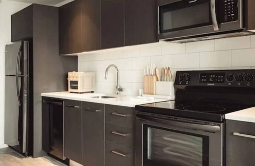 Riverwalk Fort Lauderdale Apartment | Flow 2BR w/Pool, Gym, Riverwalk View | Las Olas