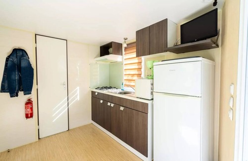 Clamensane House | Flower Camping Le Clot du Jay * - Mobile home Comfort 29m2 2 bedrooms + terrace 4 people