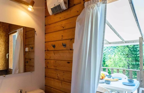 Clamensane Ski Chalet | Flower Camping Le Clot du Jay * - Wooden chalet Comfort 35m2 3 bedrooms + TV + Terrace 8 persons