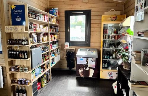 Manosque House | Flower Camping Provence Vallée * - Mobile home Comfort 18m2 1 bedroom + covered terrace + air conditioning + TV 2 persons