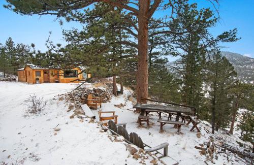 Estes Park House | Flower Lane Cabin