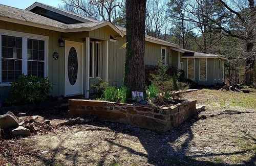 Mount Ida Cabin | Flowers are blooming gearing up for summer. Get your reservations in early