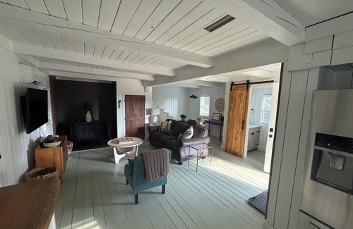 Johnson City Cabin | Fluffy Bottom Farms- Serenity Cabin Tranquil cabin in charming Johnson City