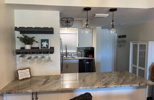 South Island Condo | FMB-1st floor, 2 bdrm/2 bath Gulf view condo located on the South end. PARADISE!