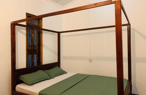 Pottuvil Division 2 Hotel | FMS Guest House